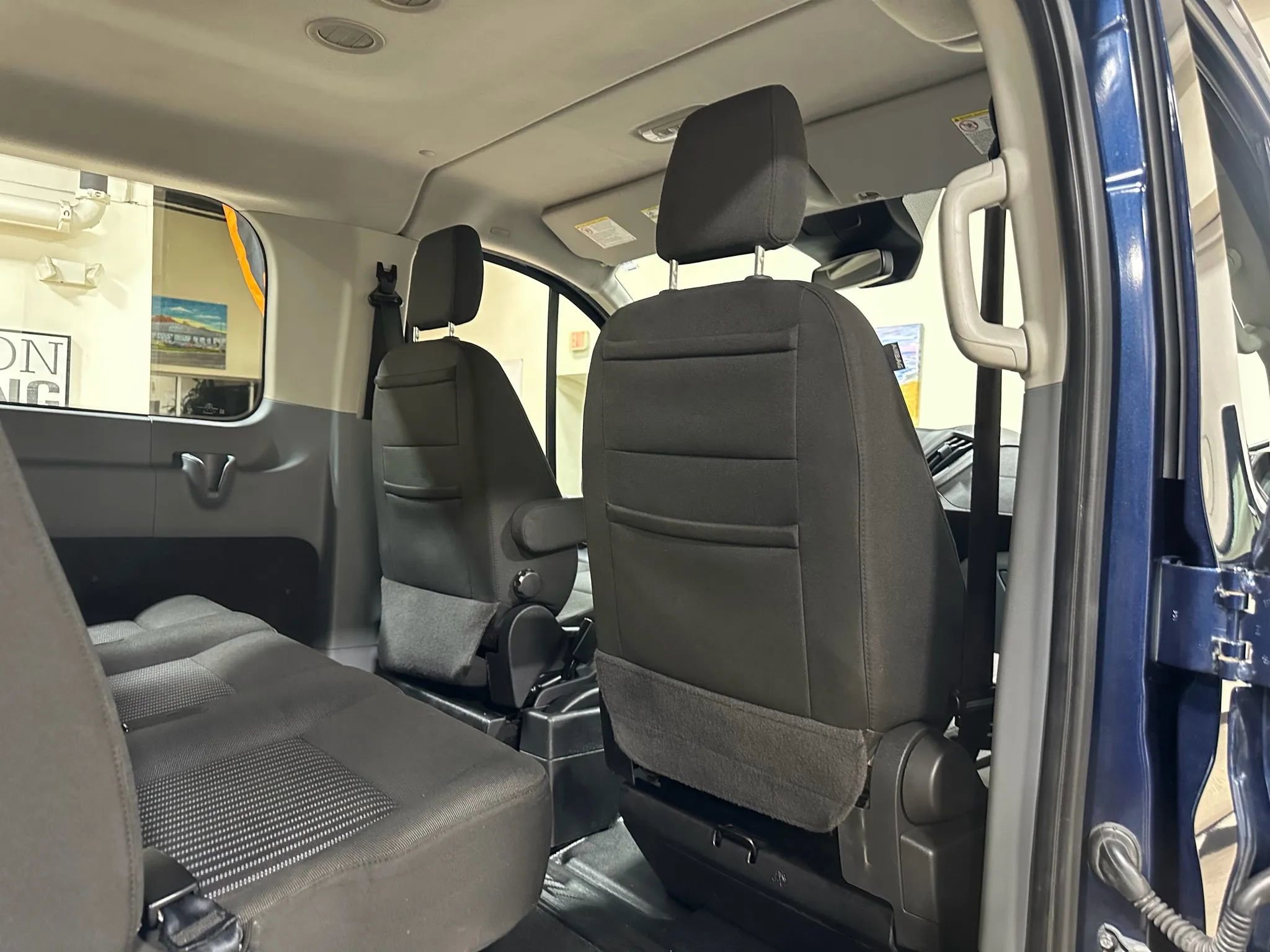 Used 2018 Ford Transit 350 XL image 18
