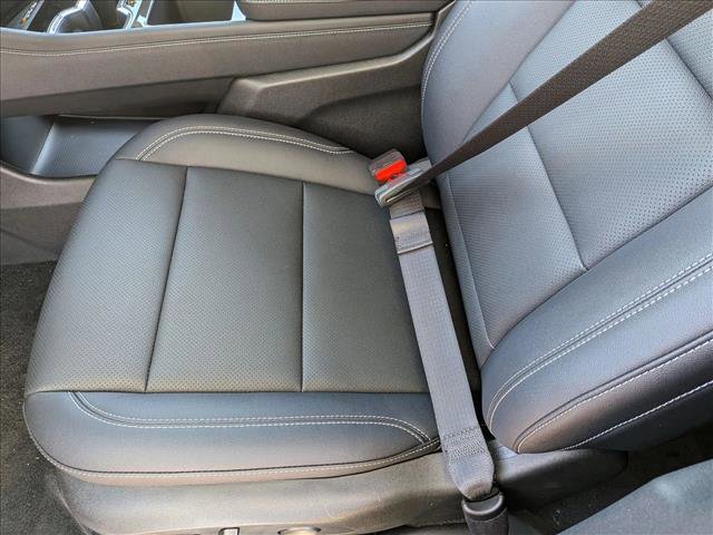 New 2026 Chevrolet Traverse LT w/ Midnight/Sport Edition video 4