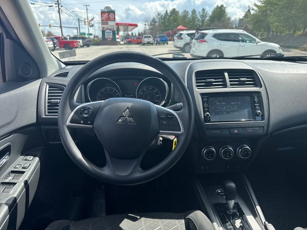 Used 2024 Mitsubishi Outlander Sport AWD image 12