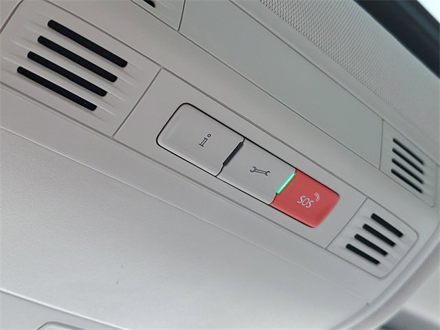 New 2026 Volkswagen Taos SE image 35