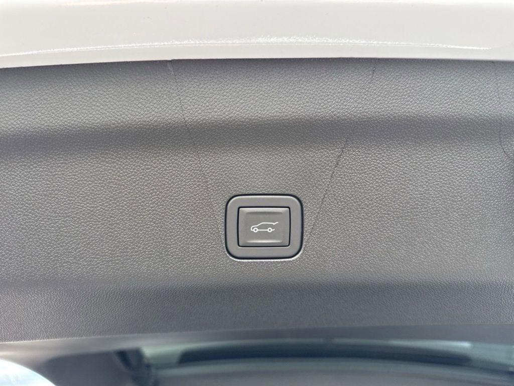 New 2026 GMC Yukon XL Denali image 34