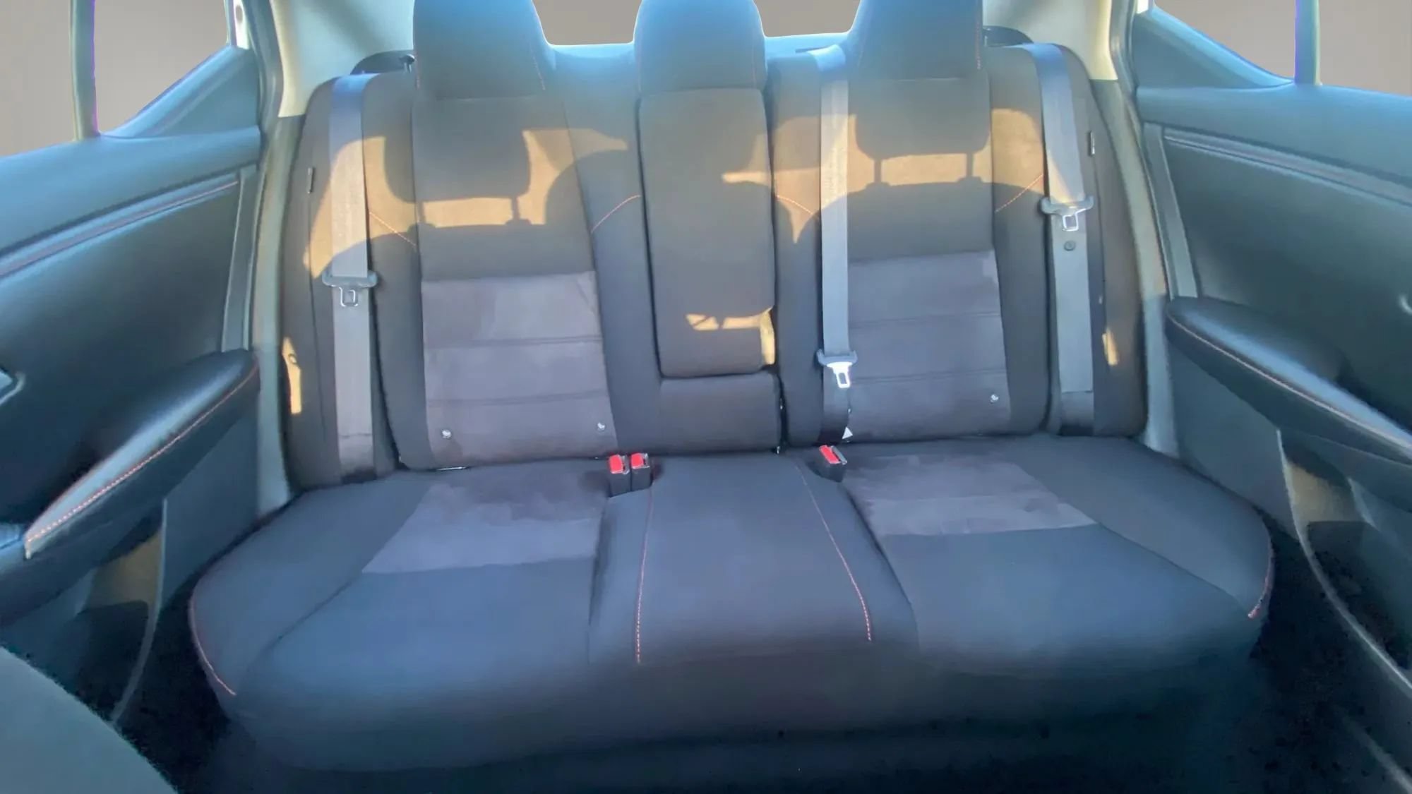 Used 2024 Nissan Sentra SR FWD image 11