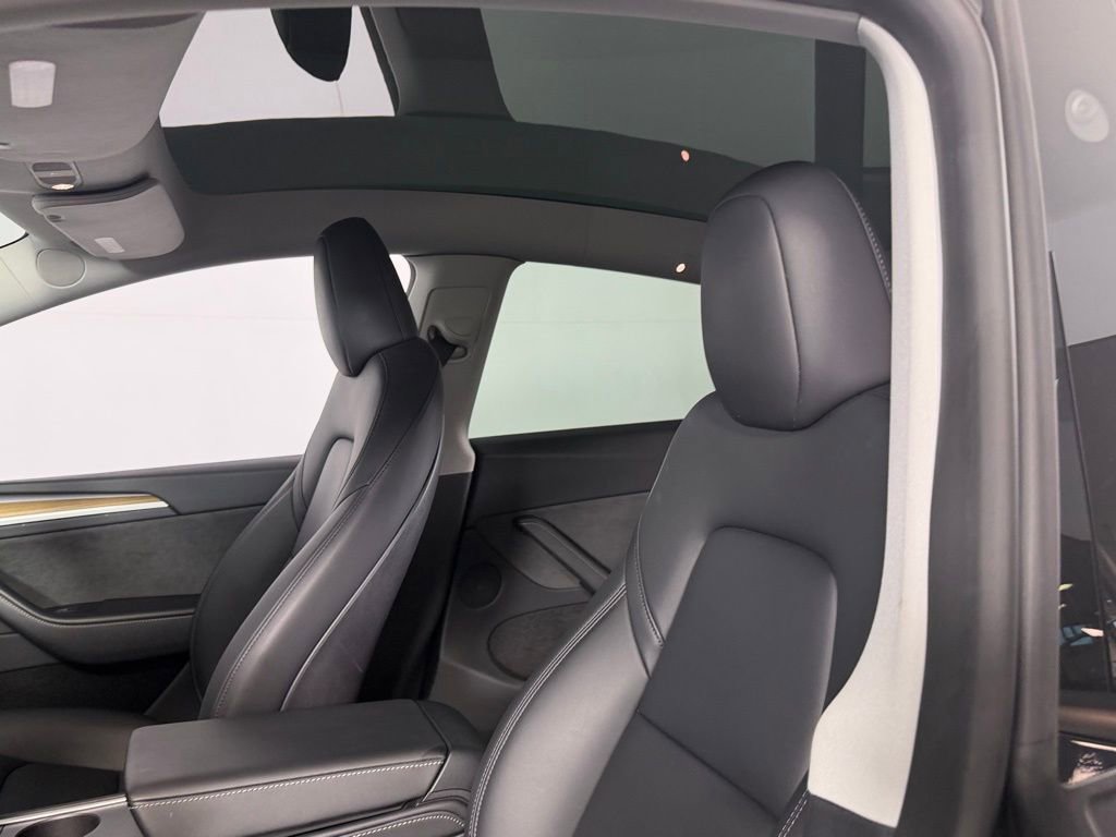 Used 2024 Tesla Model Y Long Range image 22
