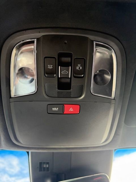 Used 2023 Kia Stinger GT2 w/ Option Group 015 image 32