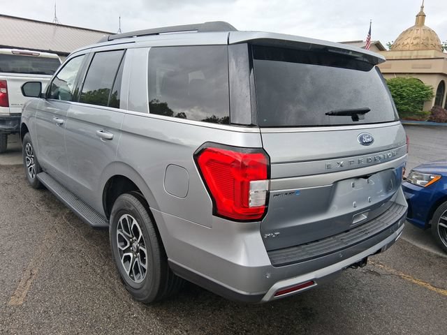 Used 2024 Ford Expedition XLT AWD/4WD image 5