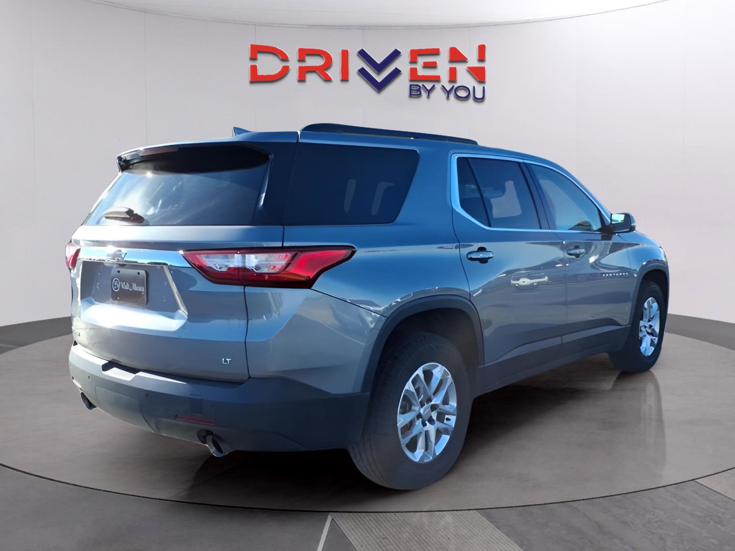 Used 2021 Chevrolet Traverse LT image 5