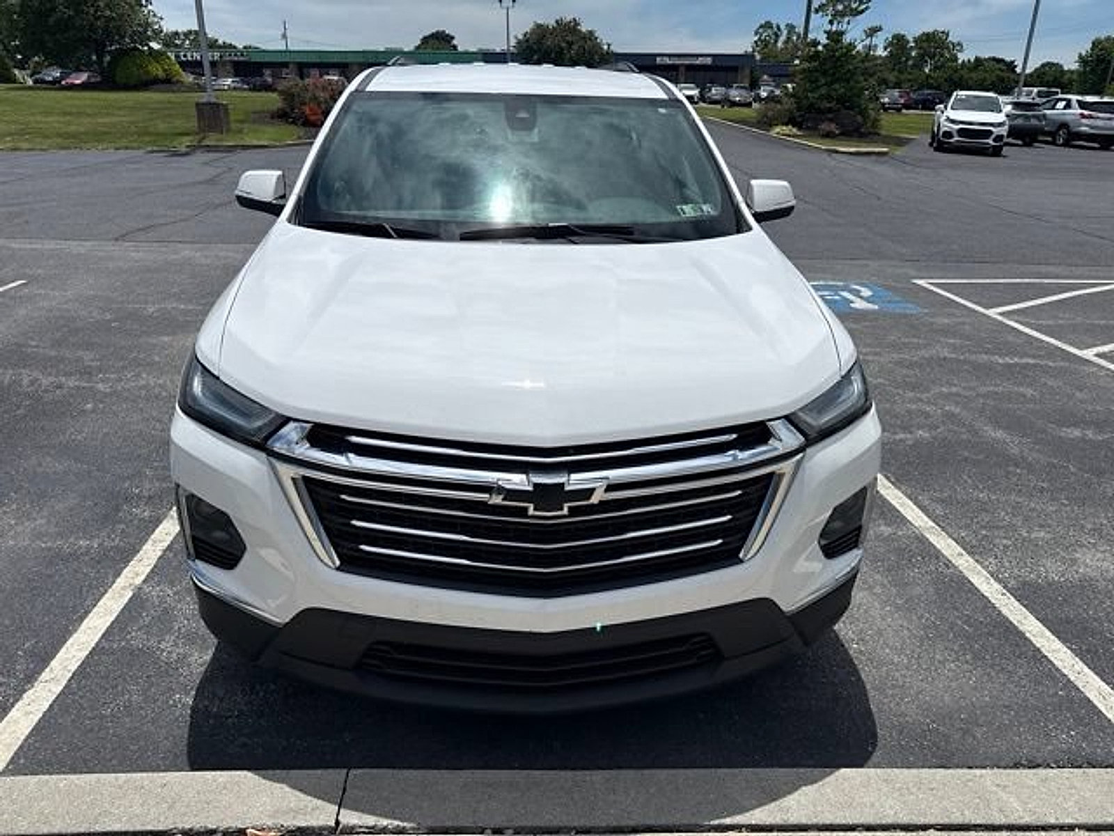 Used 2023 Chevrolet Traverse LT w/ LPO, Floor Liner Package AWD/4WD image 3