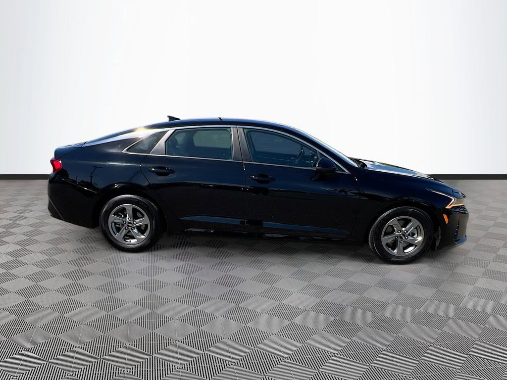 Used 2021 Kia K5 LXS image 8