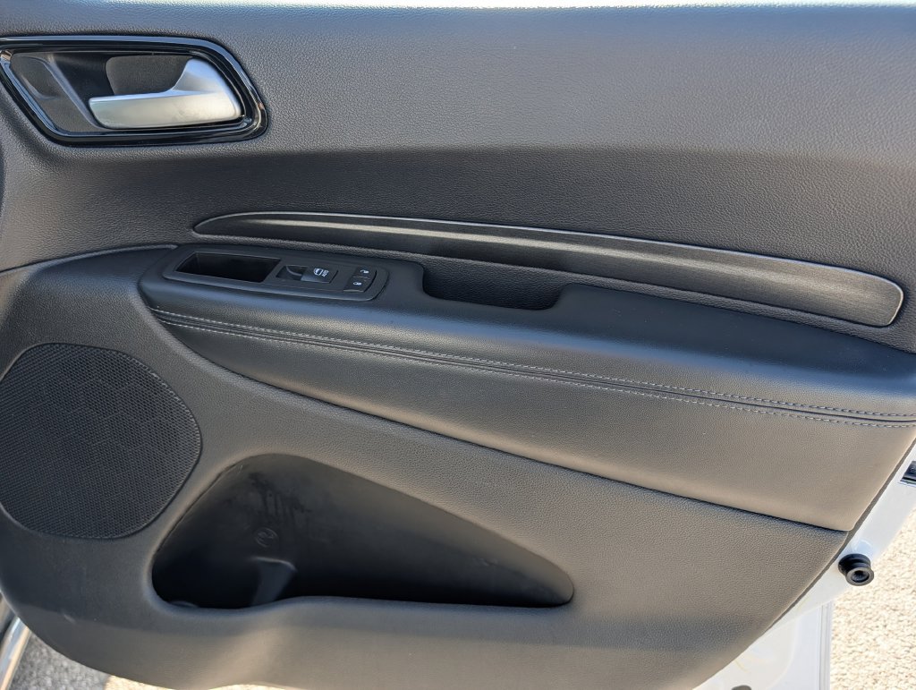 Used 2024 Dodge Durango SXT w/ 3rd Row Seating Group AWD/4WD image 34