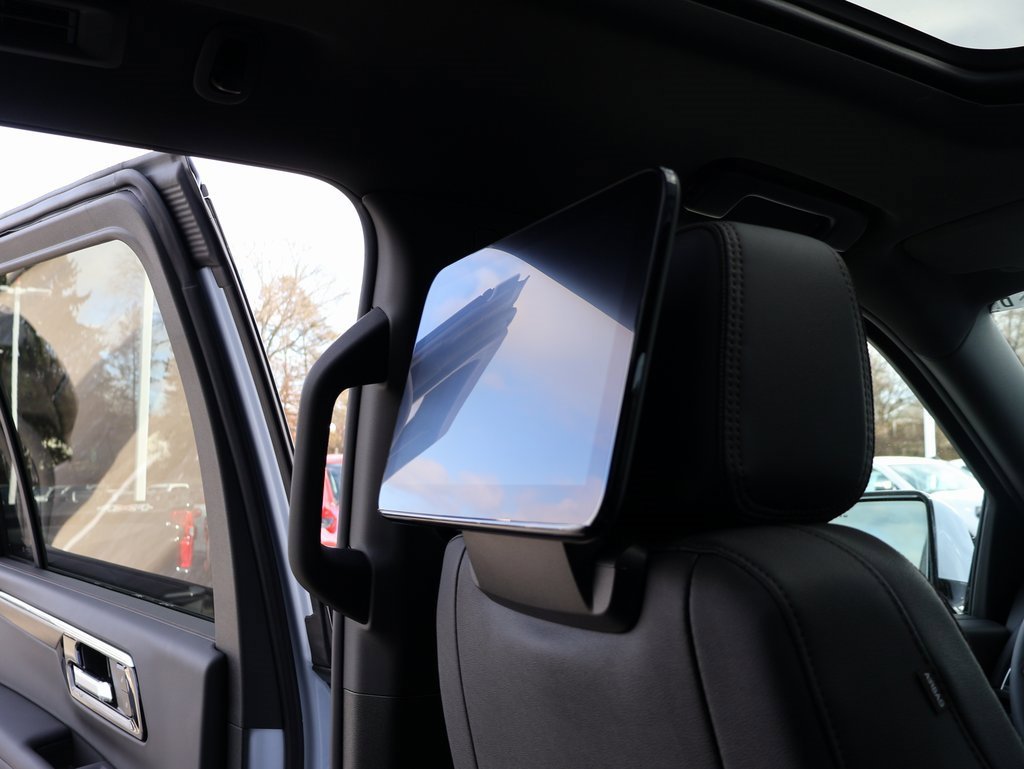 New 2026 Chevrolet Suburban High Country image 33