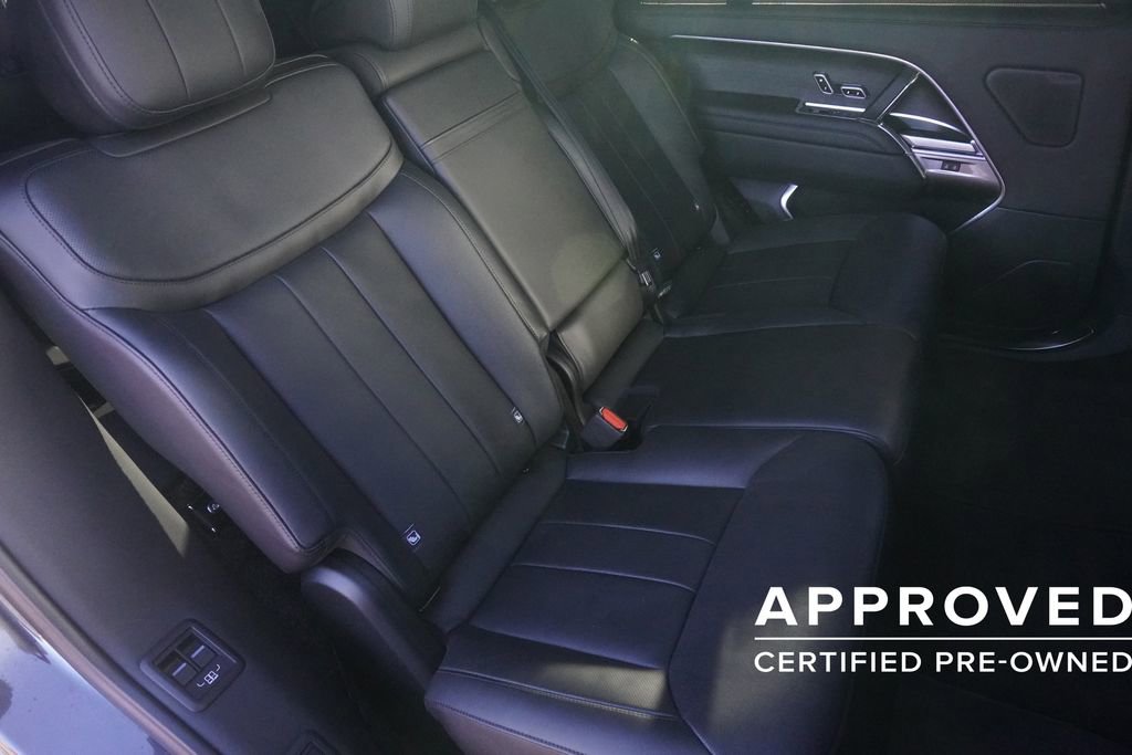 Used 2025 Land Rover Range Rover Long Wheelbase SE image 27