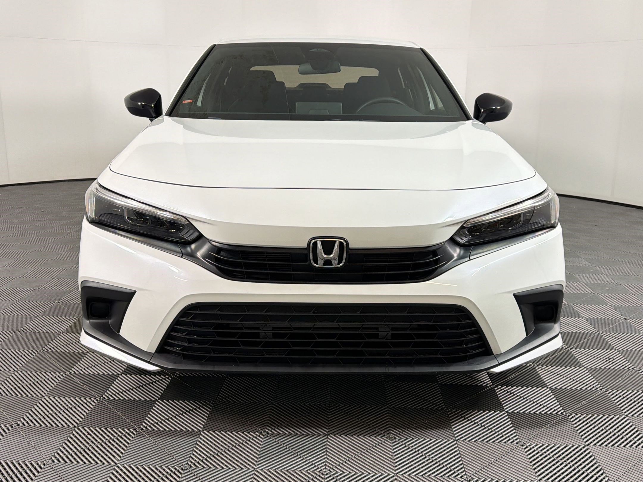 Used 2023 Honda Civic Sport image 4