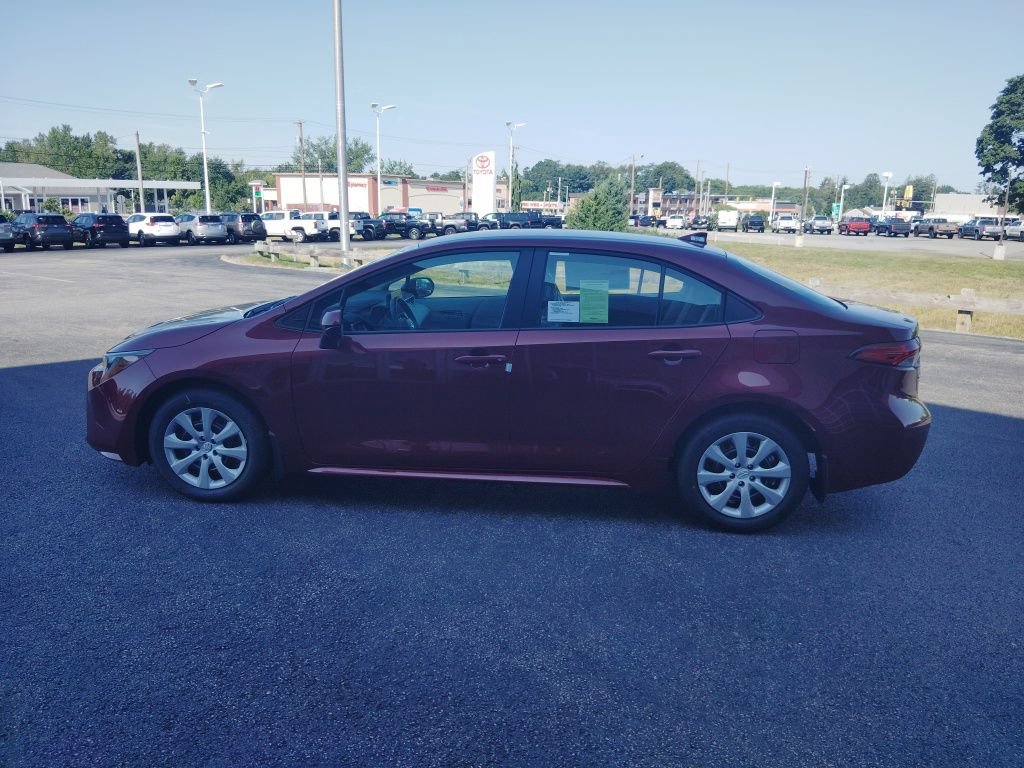 New 2026 Toyota Corolla LE FWD image 4