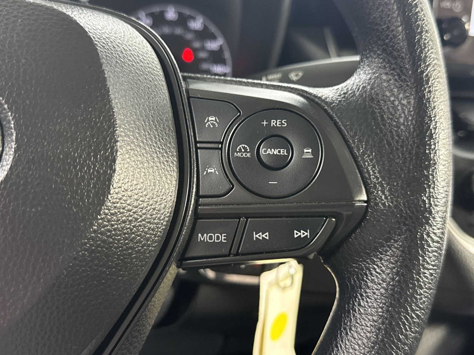 Used 2024 Toyota Corolla LE FWD image 44