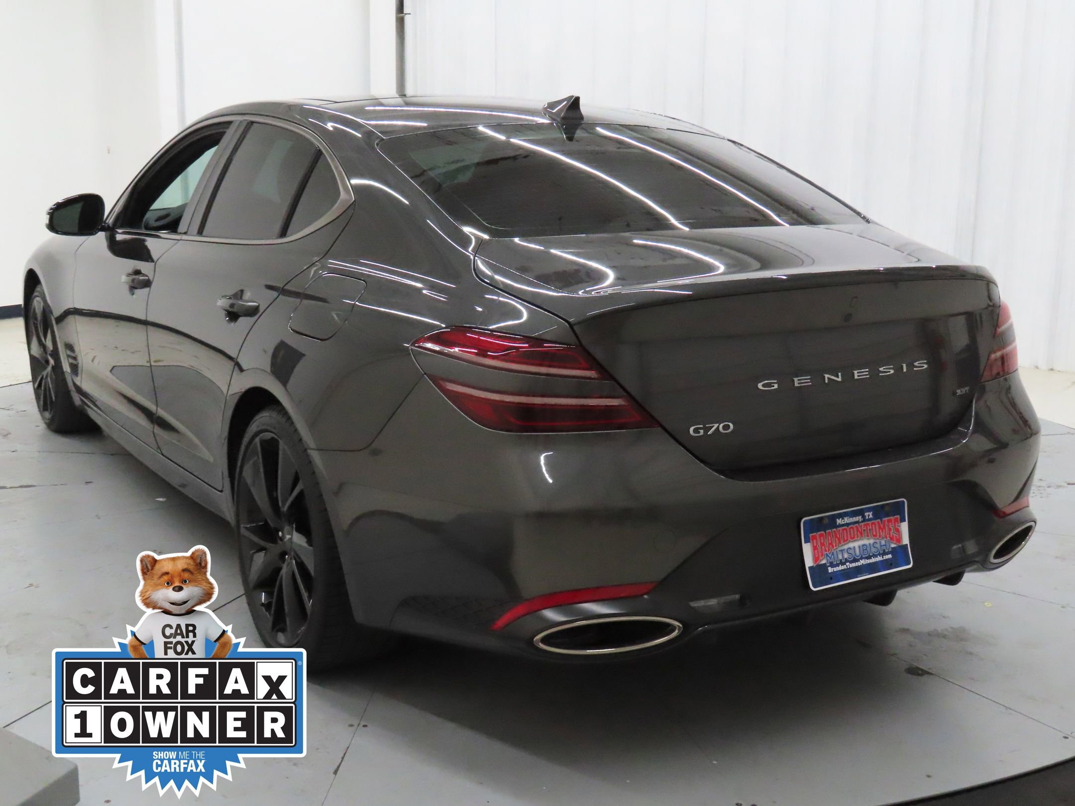 Used 2023 Genesis G70 3.3T w/ Sport Advanced Package image 5