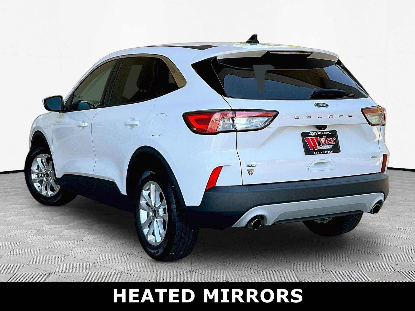 Used 2020 Ford Escape SE FWD image 4