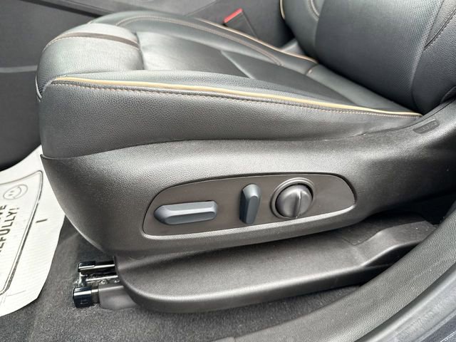 Used 2022 Chevrolet Blazer Premier image 12