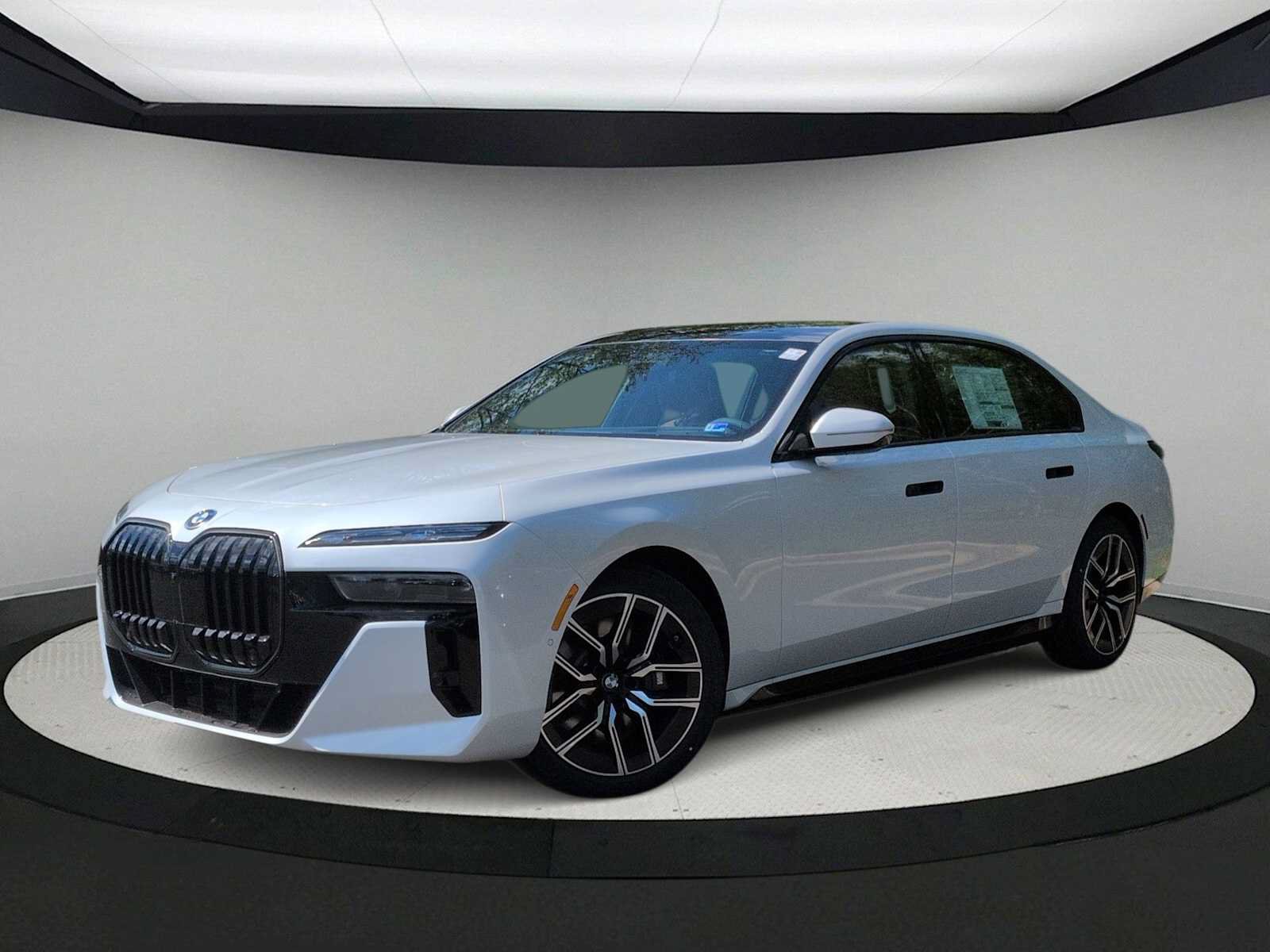 New 2026 BMW i7 xDrive60 w/ Executive Package AWD/4WD image 1