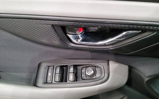 Used 2020 Subaru Outback Premium image 19