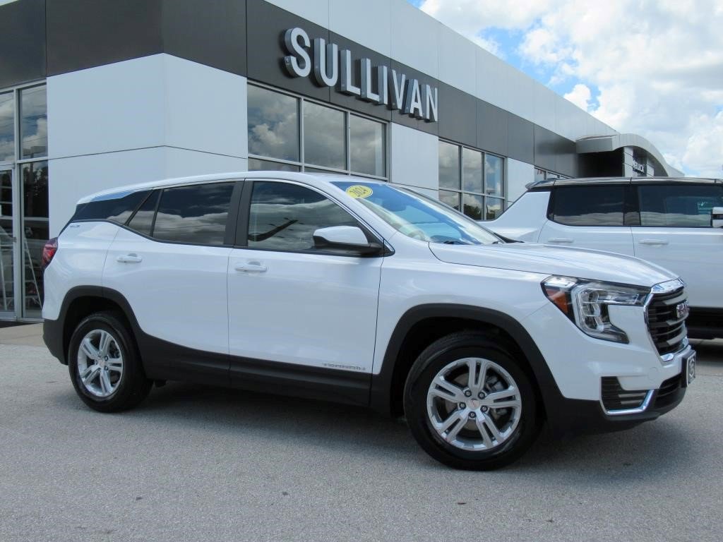 Certified 2024 GMC Terrain SLE image 2