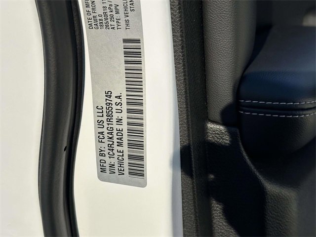 Certified 2024 Jeep Grand Cherokee L Altitude image 15