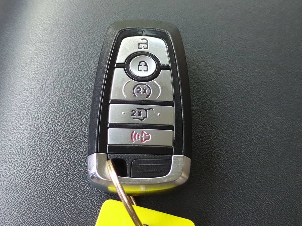 Used 2022 Ford Expedition Max Platinum RWD image 33