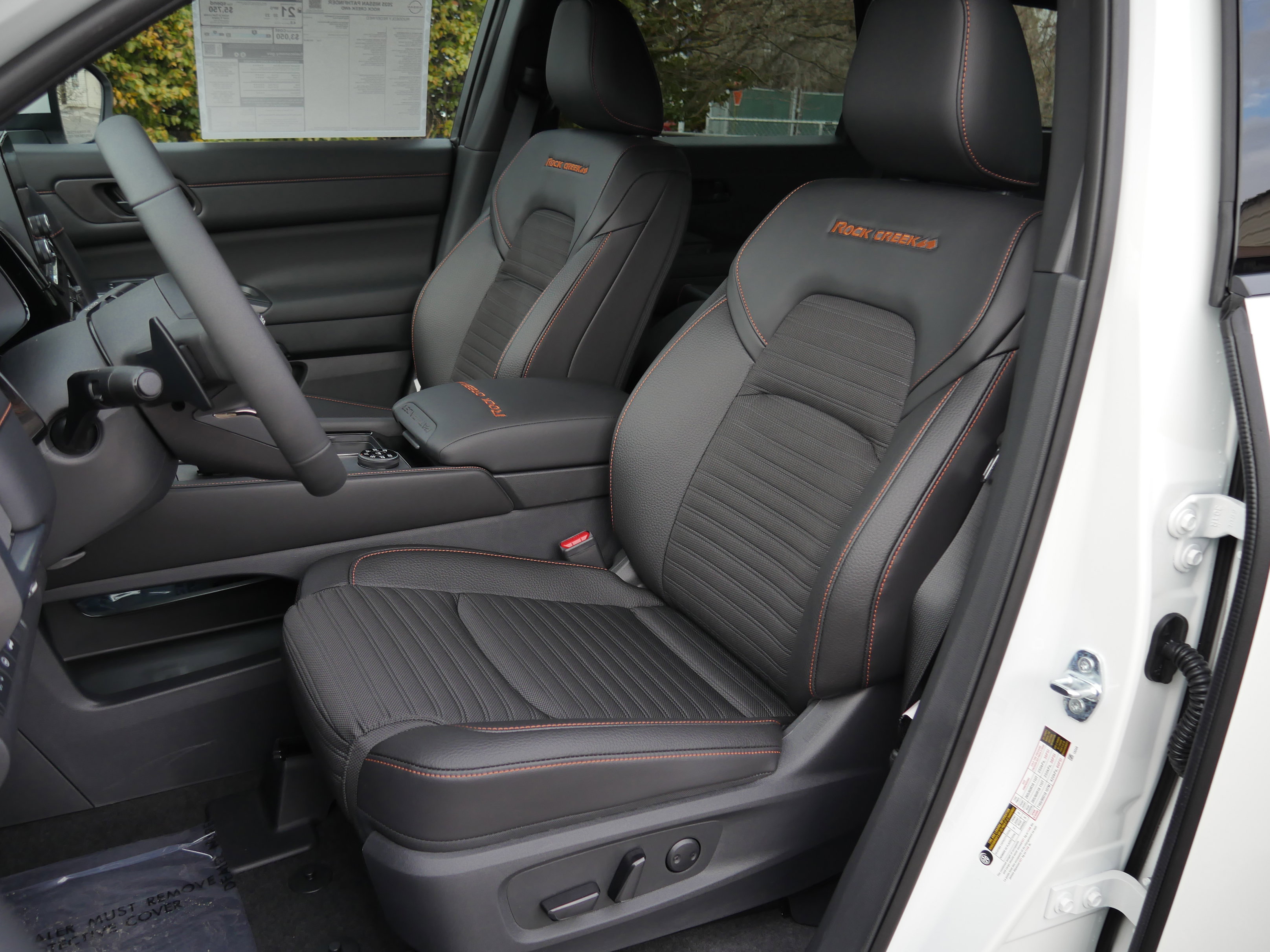 New 2025 Nissan Pathfinder Rock Creek image 32