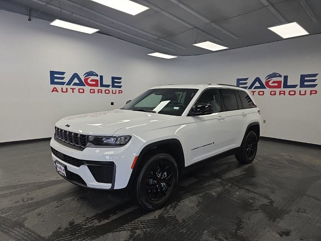 New 2026 Jeep Grand Cherokee Altitude AWD/4WD image 6