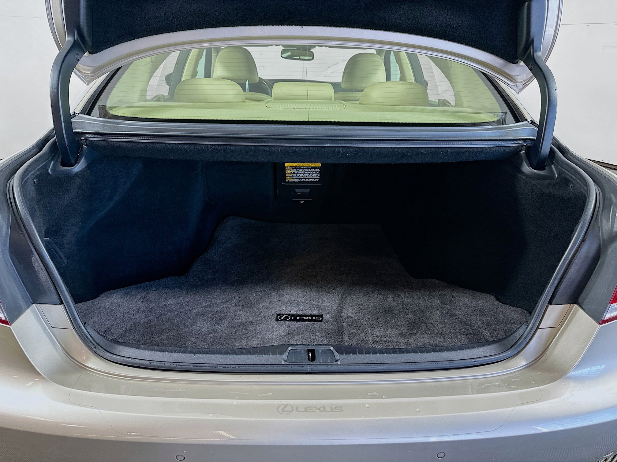 Used 2015 Lexus LS 460 AWD w/ Comfort Package image 27