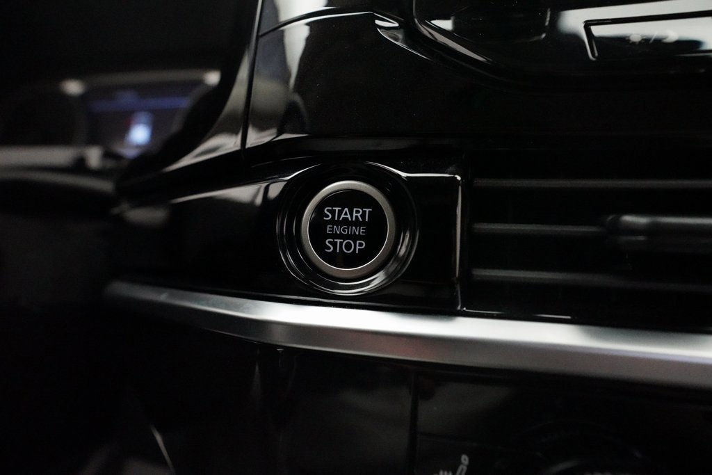 Certified 2024 Nissan Pathfinder SL image 31