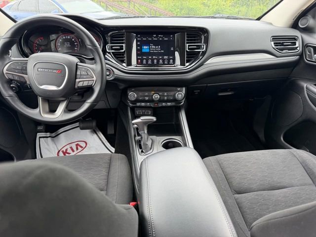 Used 2022 Dodge Durango SXT AWD/4WD image 9