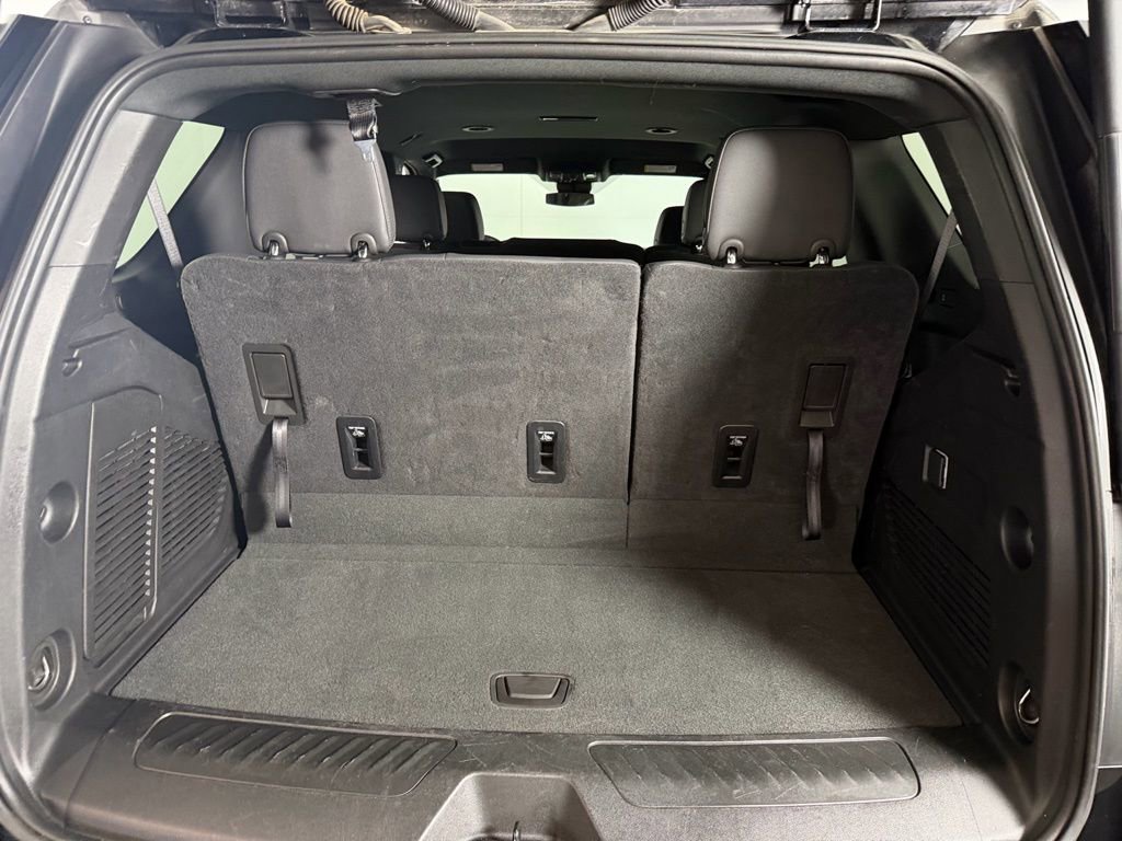 Used 2025 Chevrolet Tahoe LT image 30