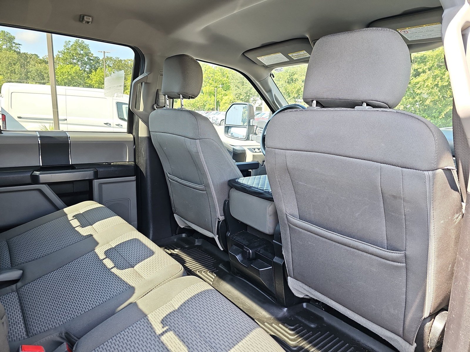 Used 2019 Ford F250 XLT w/ Snow Plow Prep Package AWD/4WD image 11