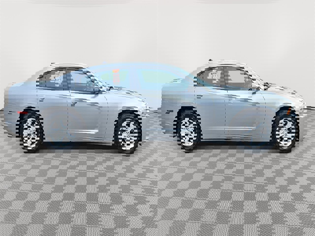 Used 2014 Dodge Charger SXT image 4