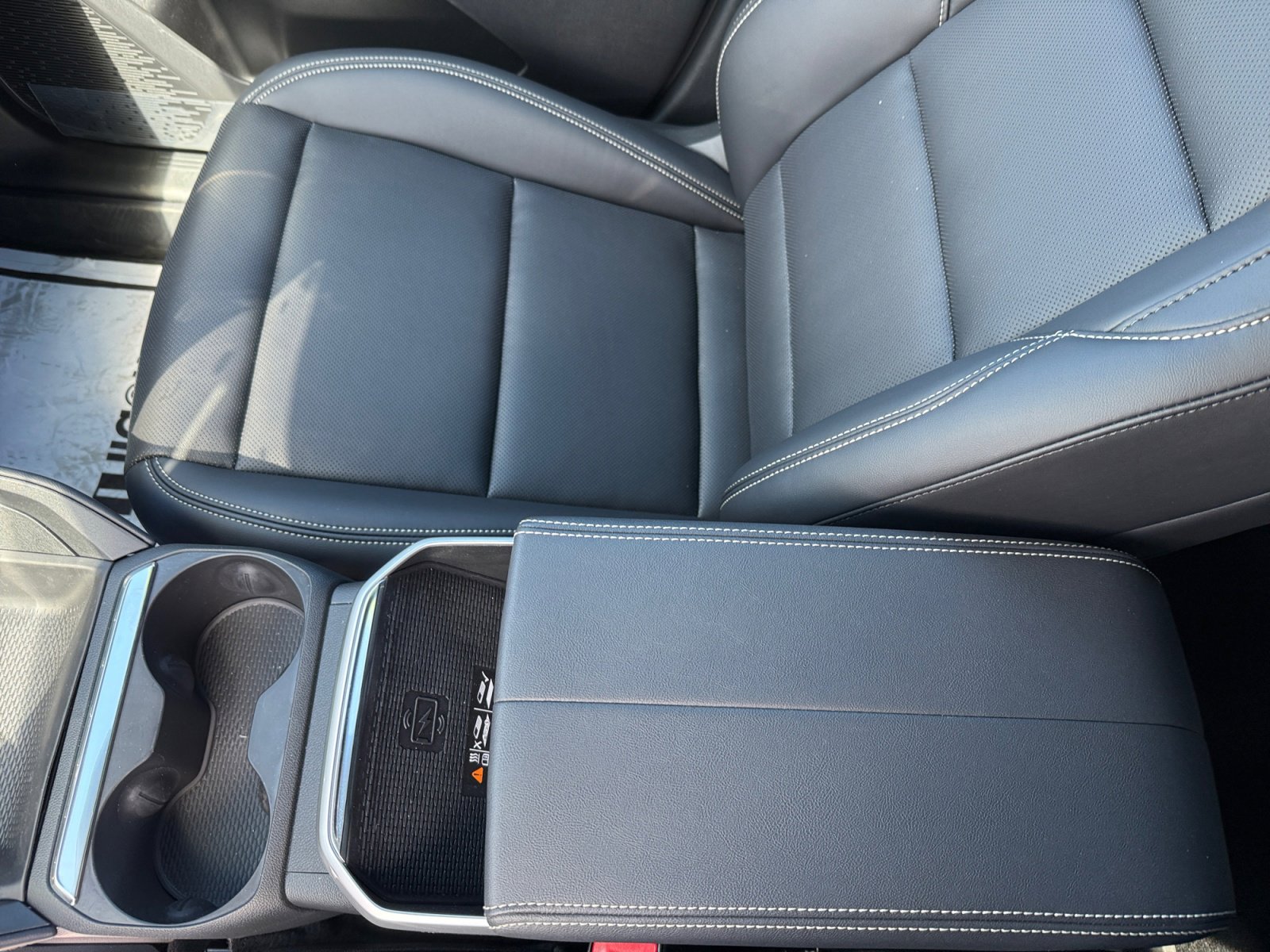 New 2026 GMC Terrain Elevation w/ Elevation Premium Package AWD/4WD image 14