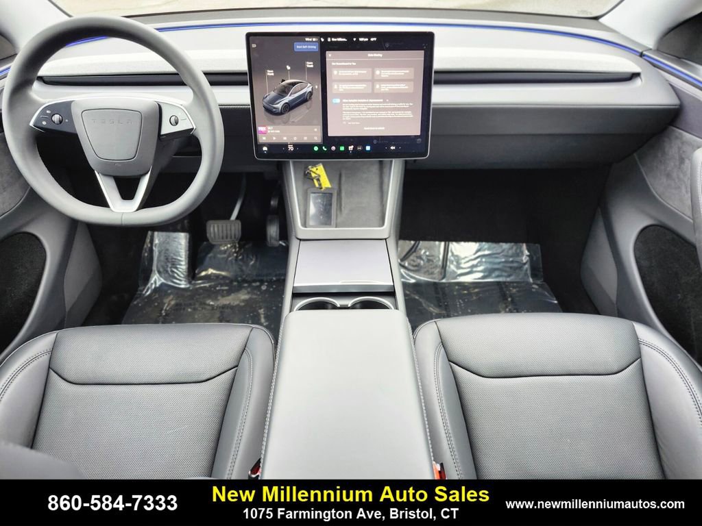 Used 2026 Tesla Model Y Long Range image 12