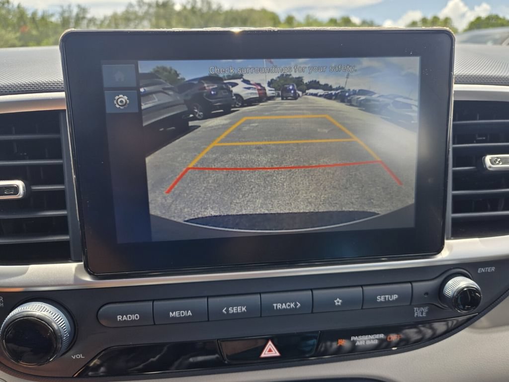 Certified 2026 Hyundai Venue SEL FWD image 19