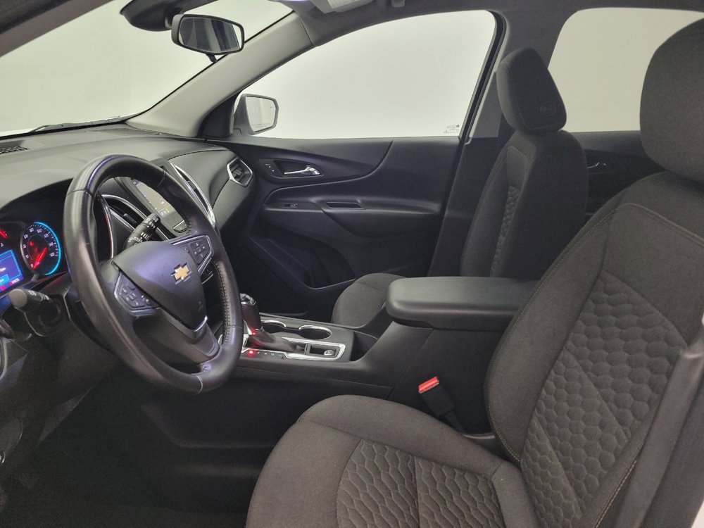 Used 2019 Chevrolet Equinox LT w/ Driver Convenience Package FWD image 17