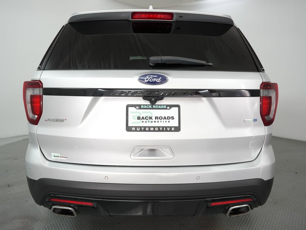 Used 2016 Ford Explorer Sport w/ Equipment Group 401A image 8