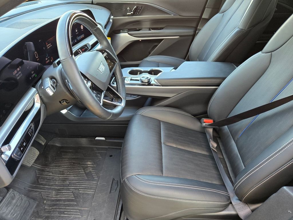Certified 2025 Cadillac Lyriq Luxury w/ LPO, Floor Liner Package image 9