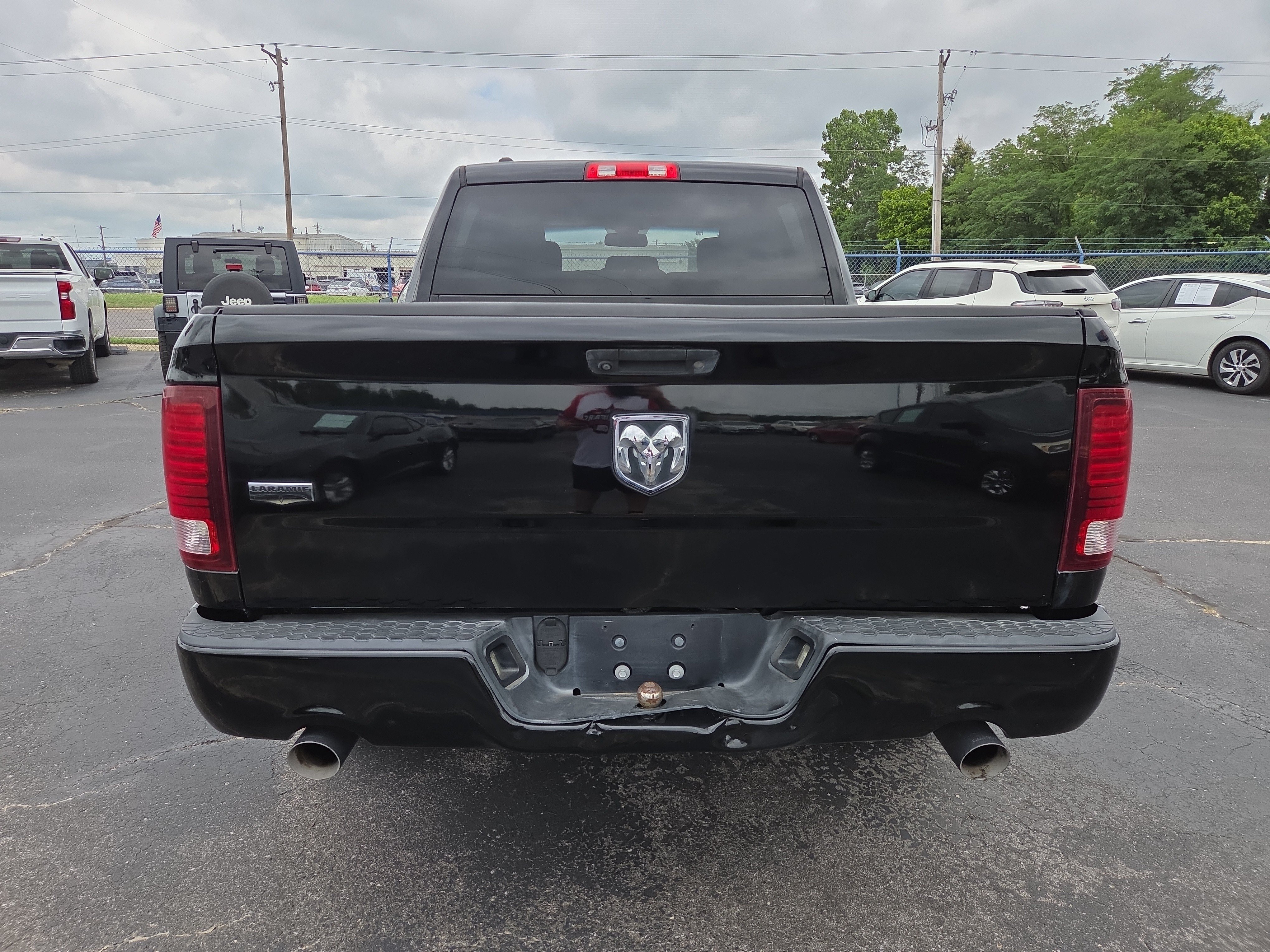 Used 2014 RAM 1500 Express w/ Black Ram 1500 Express Group RWD image 4