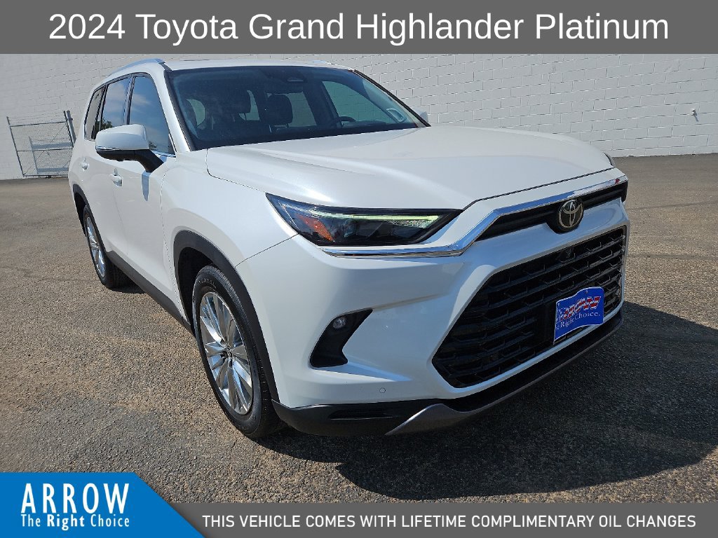 Used 2024 Toyota Grand Highlander AWD image 2