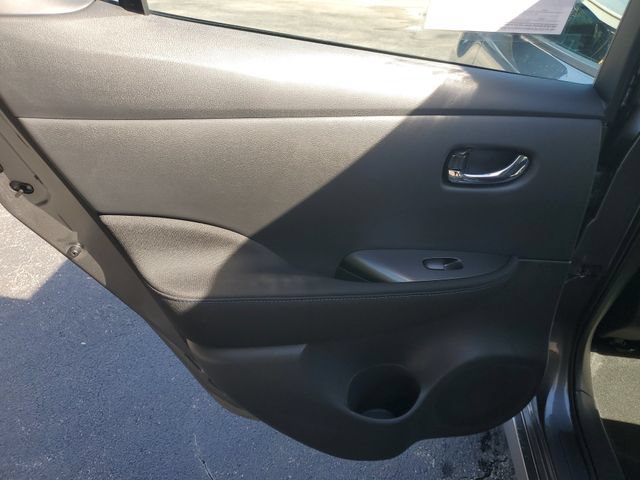 Certified 2025 Nissan Leaf S FWD image 7