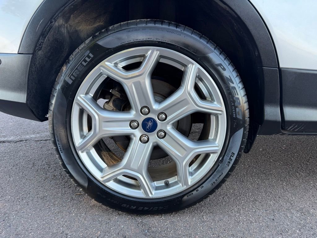 Used 2018 Ford Escape Titanium image 11