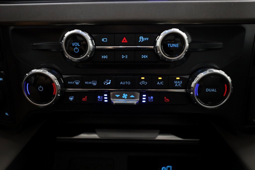 Used 2025 Ford F450 Platinum w/ Platinum Plus Package image 38