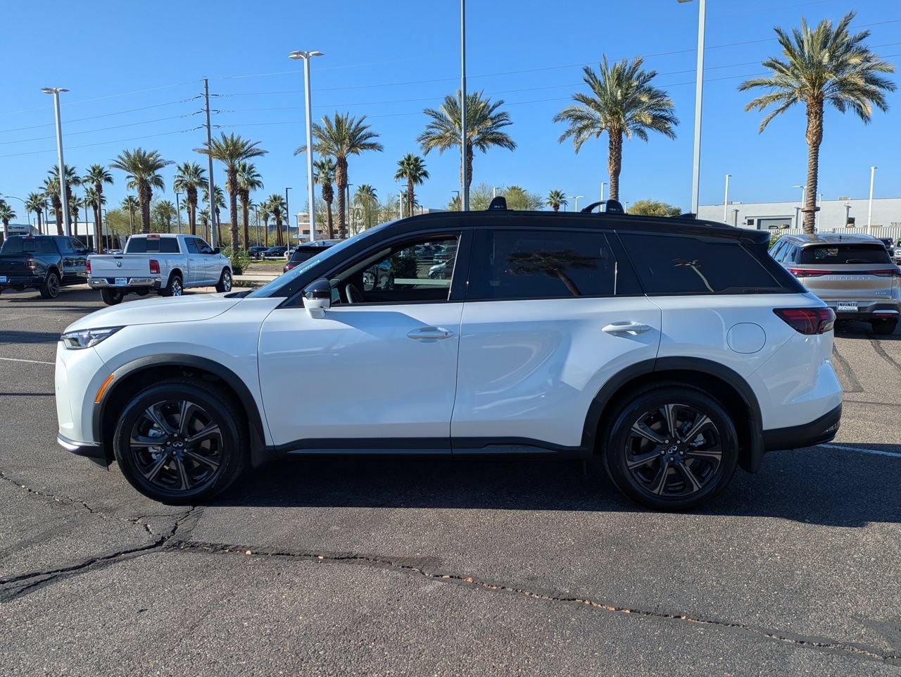 Certified 2026 INFINITI QX60 Autograph w/ Autograph Tech Package AWD/4WD image 2