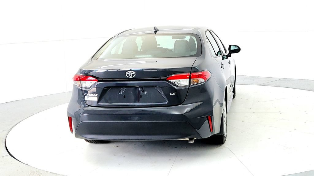 Used 2024 Toyota Corolla LE FWD image 5