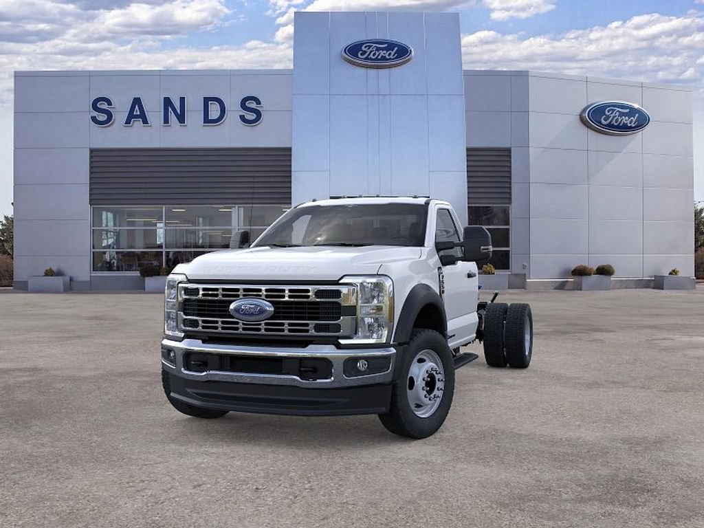 New 2026 Ford F550 4x4 Regular Cab Super Duty image 2