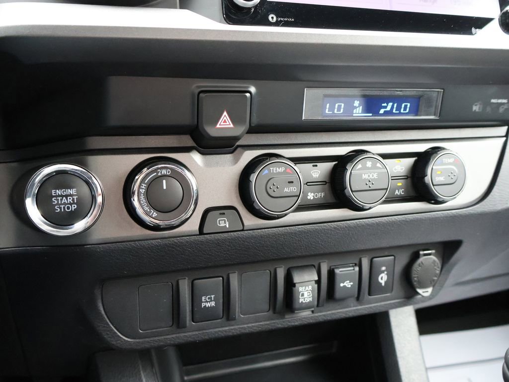 Used 2023 Toyota Tacoma TRD Off-Road image 35