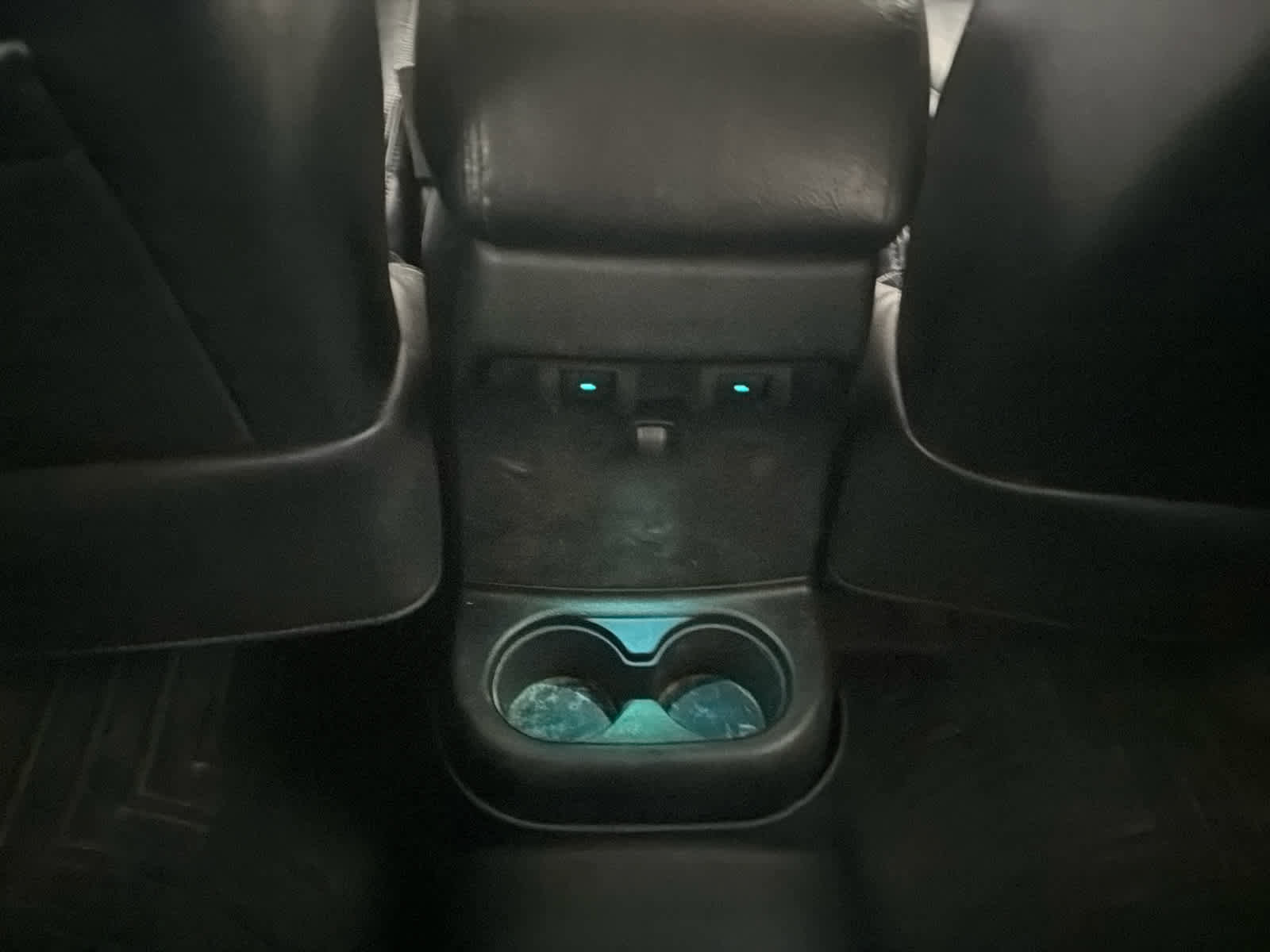 Used 2015 Jeep Wrangler Unlimited Sahara image 22